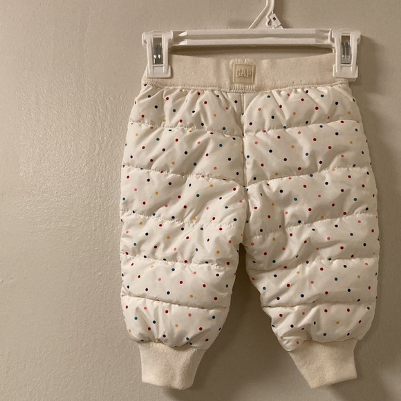 Baby Gap Polka Dot Puffer Pant - Picture 5 of 6